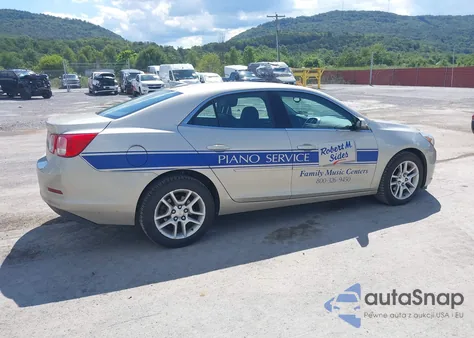 2015 Chevrolet Malibu 1Lt z USA, uszkodzony, nr VIN 1G11C5SL9FF354498